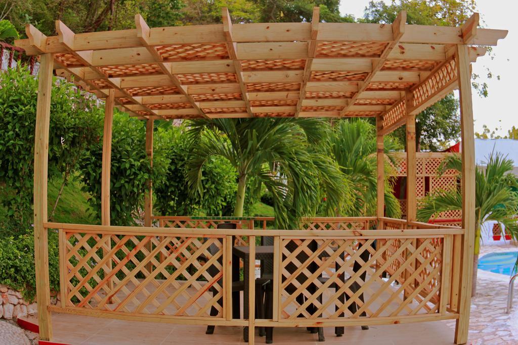 Daymond Blue Tropical Lodge Barahona Buitenkant foto