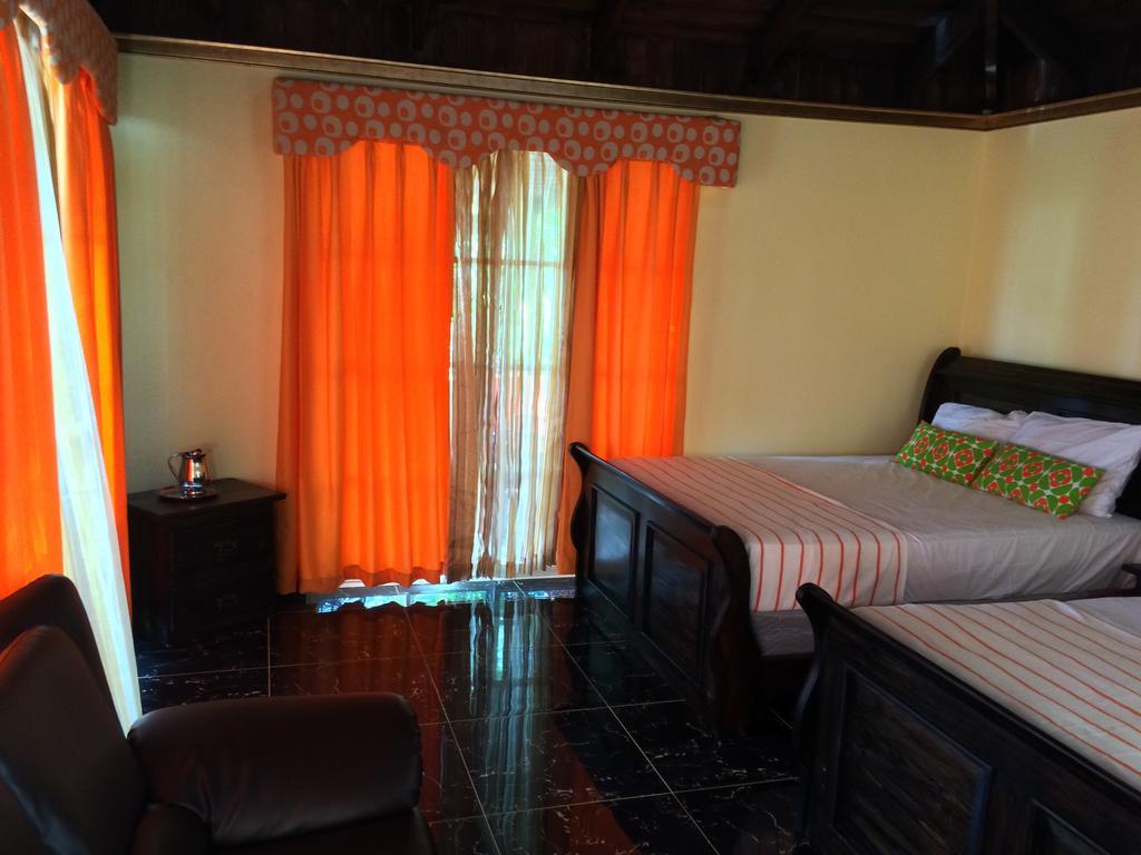 Daymond Blue Tropical Lodge Barahona Buitenkant foto