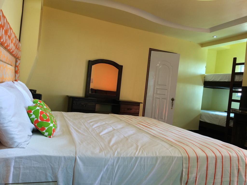 Daymond Blue Tropical Lodge Barahona Buitenkant foto